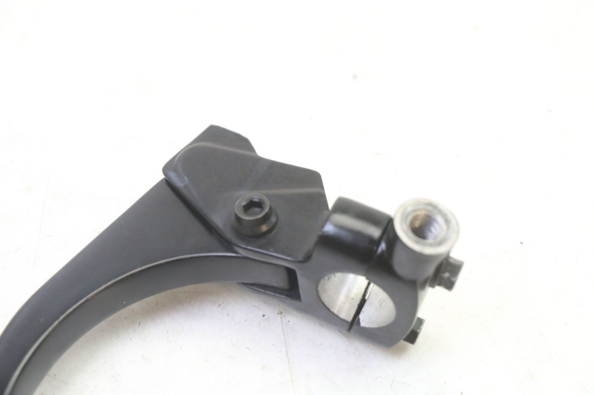 photo de CLUTCH LEVER MOUNT BMW G310 R 310 (2016 - 2020)