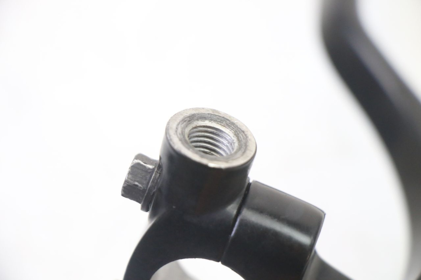 photo de CLUTCH LEVER MOUNT BMW G310 R 310 (2016 - 2020)