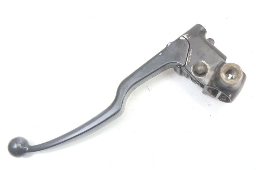 photo de CLUTCH LEVER MOUNT SUZUKI GN 125 (1997 - 2000)