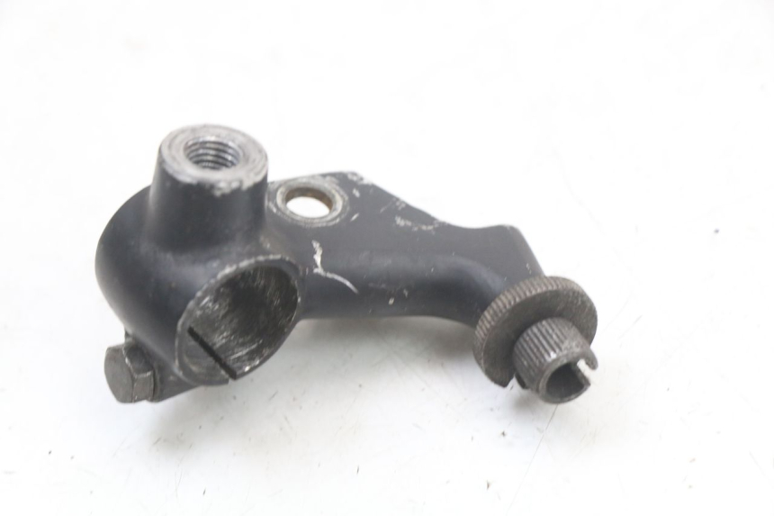 photo de CLUTCH LEVER MOUNT SUZUKI GSX E 250 (1982 - 1983)