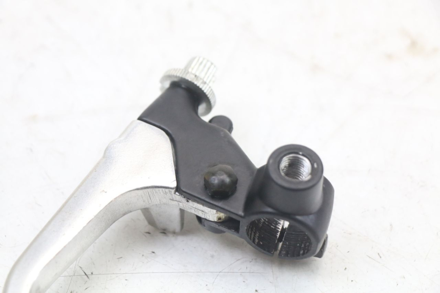 photo de CLUTCH LEVER MOUNT MASAI SCRAMBLER SPORT 125 (2021 - 2025)