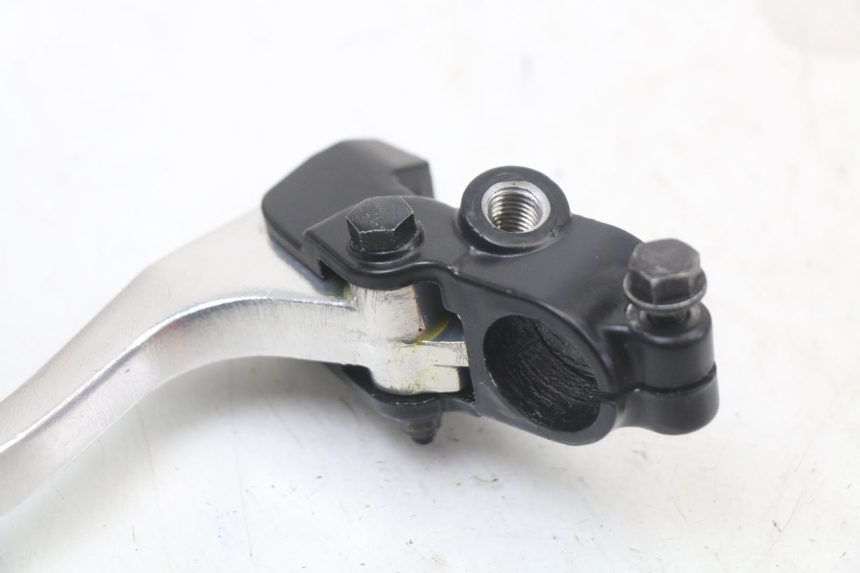 photo de CLUTCH LEVER MOUNT ROYAL ENFIELD SCRAM 411 (2022 - 2024)