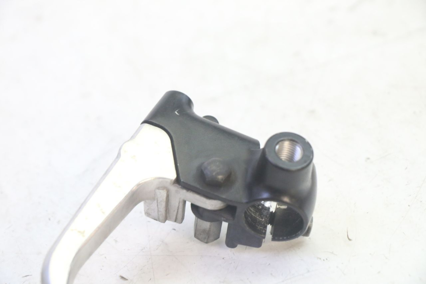 photo de CLUTCH LEVER MOUNT YAMAHA TDM ABS 900 (2002 - 2014) - Zoom on usage condition