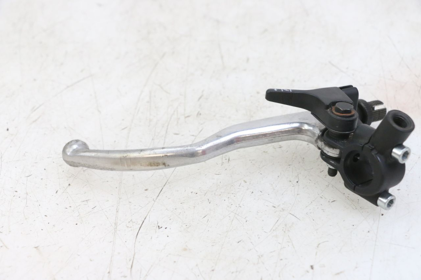 photo de CLUTCH LEVER MOUNT VENT DERAPAGE 50 (2018 - 2023)