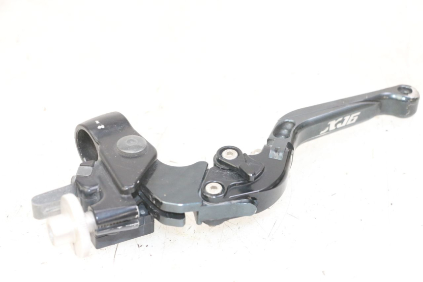 photo de CLUTCH LEVER MOUNT YAMAHA XJ6 ABS 600 (2008 - 2016)