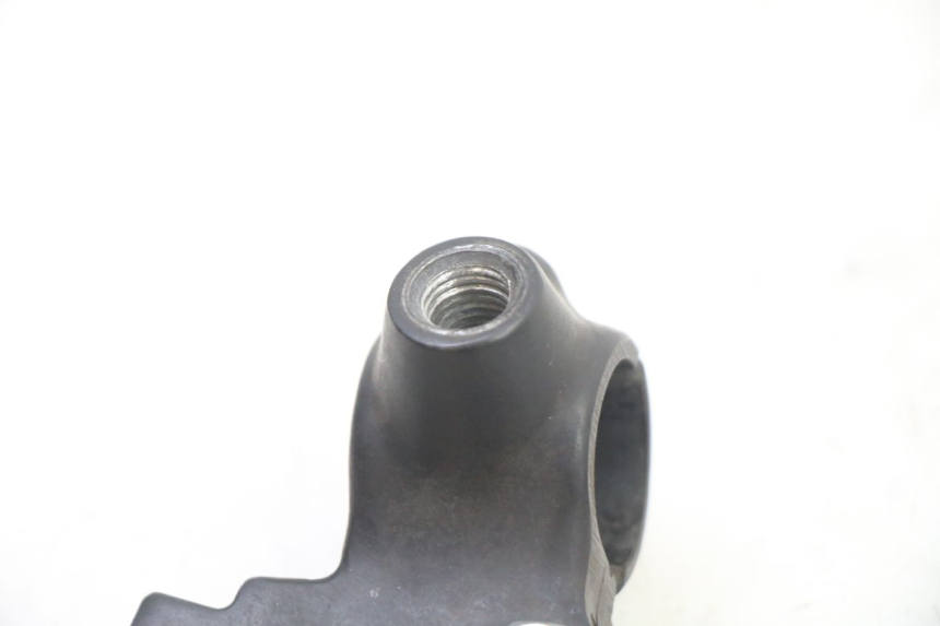 photo de CLUTCH LEVER MOUNT HONDA XLV VARADERO 125 (2000 - 2006)