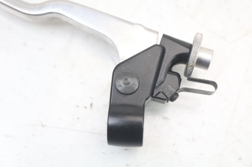 photo de CLUTCH LEVER MOUNT YAMAHA FZ1 FAZER 1000 (2007 - 2009)