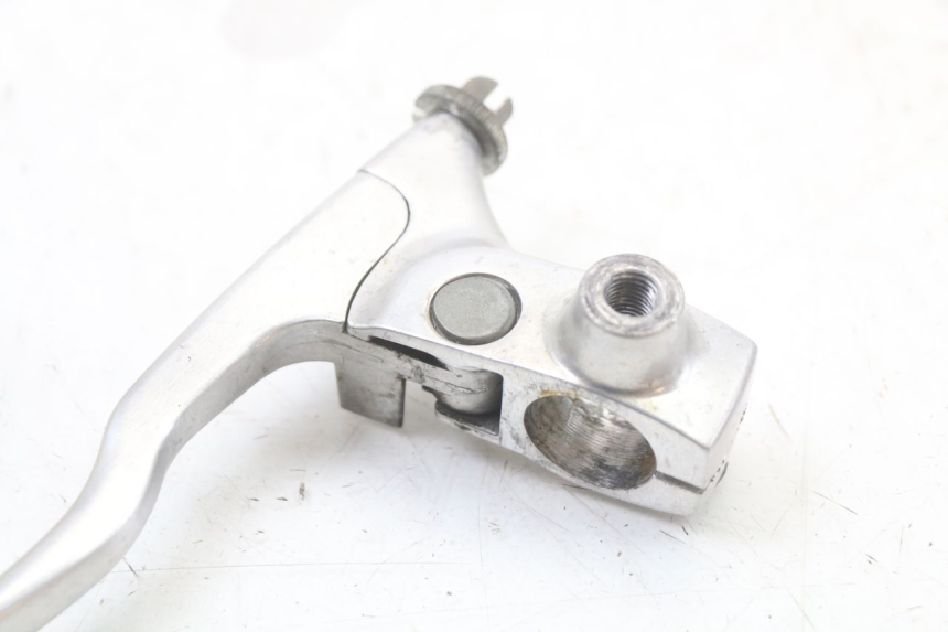 photo de CLUTCH LEVER MOUNT YAMAHA XVS DRAG STAR DRAGSTAR 650 (1997 - 2007)