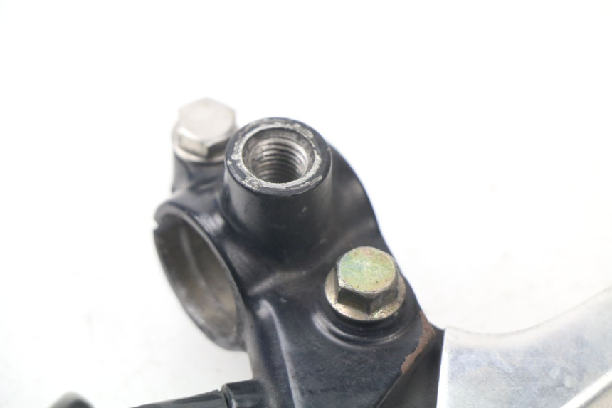 photo de CLUTCH LEVER MOUNT YAMAHA YBR 125 (2007 - 2009)