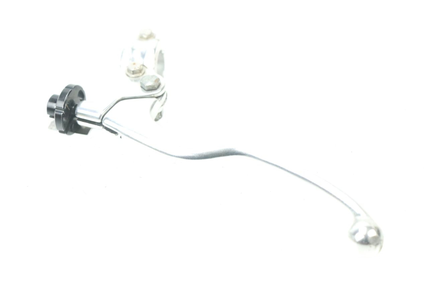photo de CLUTCH LEVER MOUNT YAMAHA YZ 125 (1998 - 2005)
