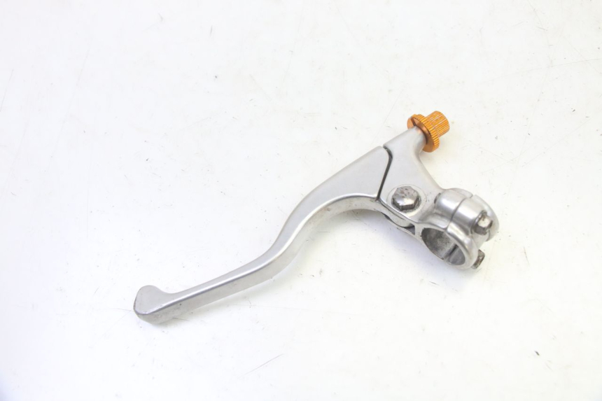 photo de CLUTCH LEVER MOUNT YAMAHA YZ 125 (1998 - 2005)