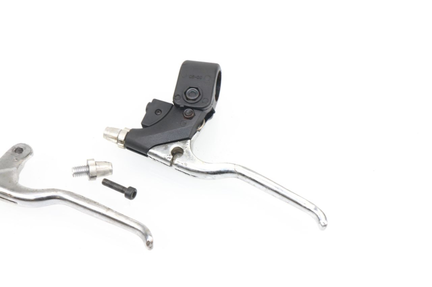 photo de RIGHT BRAKE LEVER MOUNT POCKET BIKE COURSE 50