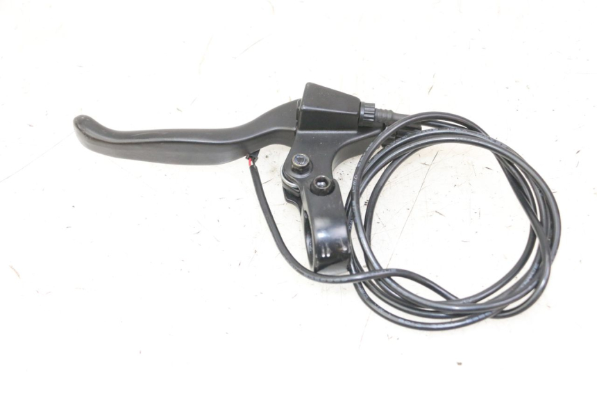 photo de RIGHT BRAKE LEVER MOUNT DUALTRON AMINIA 1