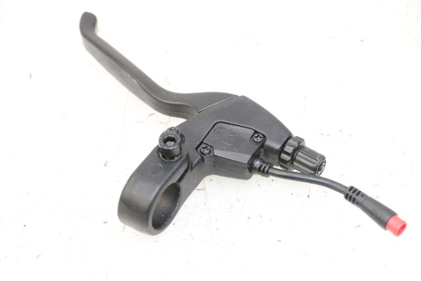 photo de RIGHT BRAKE LEVER KUKIRIN G2 MASTER 1