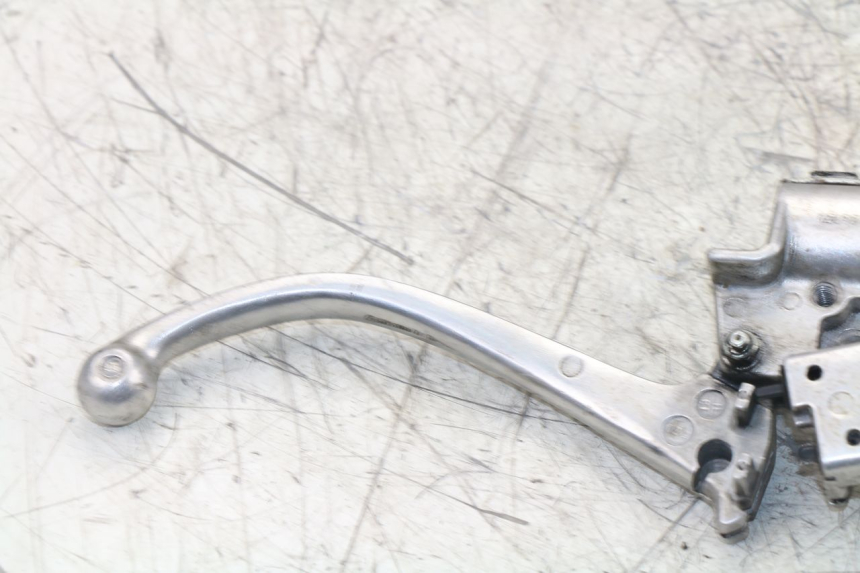 photo de LEFT BRAKE LEVER MOUNT BAOTIAN BT COLLECTOR 50 (2005 - 2013)