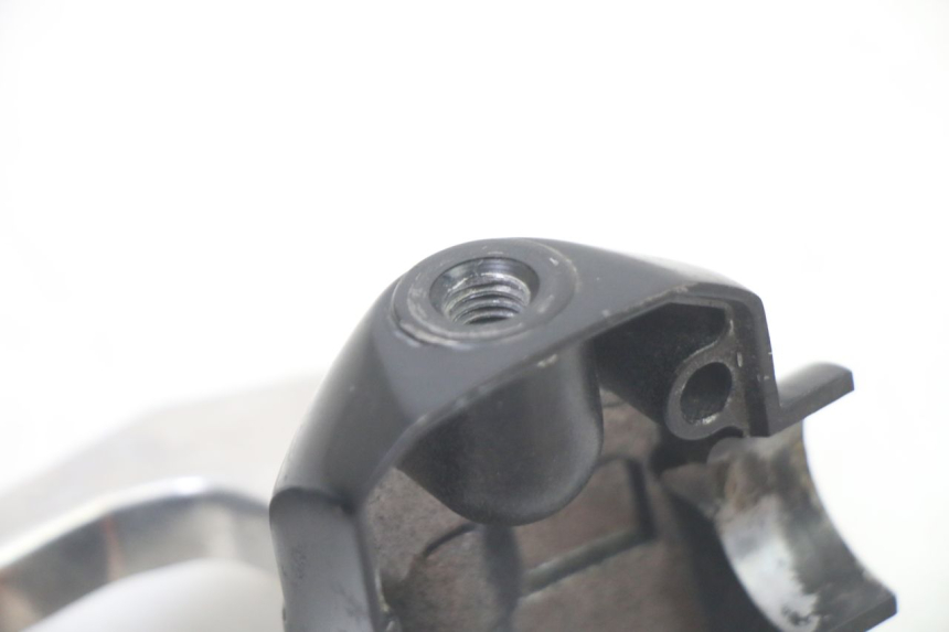 photo de LEFT BRAKE LEVER MOUNT YAMAHA BW'S BWS 125 (2010 - 2013)