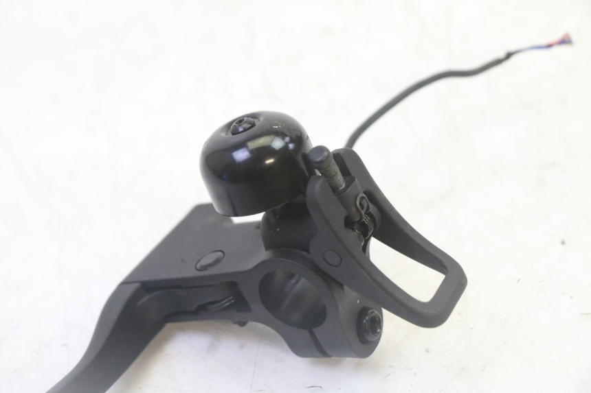 photo de LEFT BRAKE LEVER SEGWAY NINEBOT F65I 1