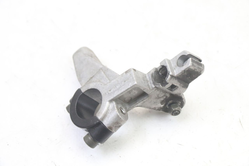 photo de LEFT BRAKE LEVER MOUNT MBK FLAME X 125 (2007 - 2016)