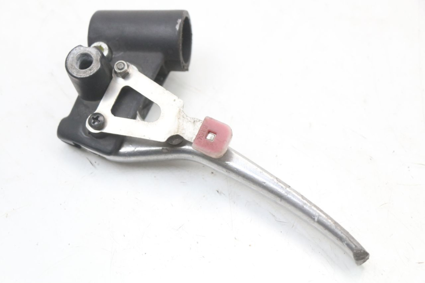 photo de LEFT BRAKE LEVER MOUNT PIAGGIO LIBERTY 4T 50 (2004 - 2008)