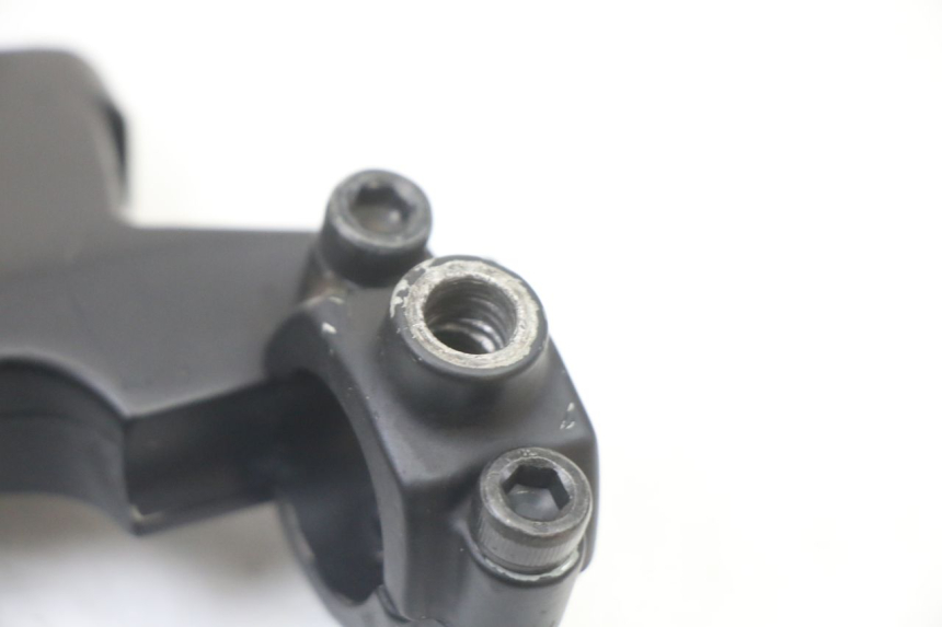 photo de LEFT BRAKE LEVER MOUNT MBK OVETTO ONE 2T 50 (2013 - 2017)