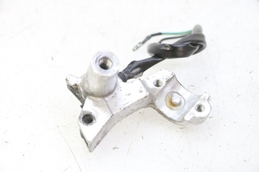 photo de LEFT BRAKE LEVER MOUNT KYMCO LIKE 4T 50 (2019 - 2025)