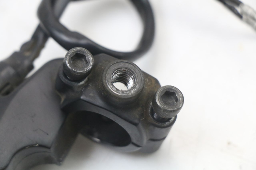 photo de LEFT BRAKE LEVER MOUNT MBK OVETTO ONE 2T 50 (2013 - 2017)