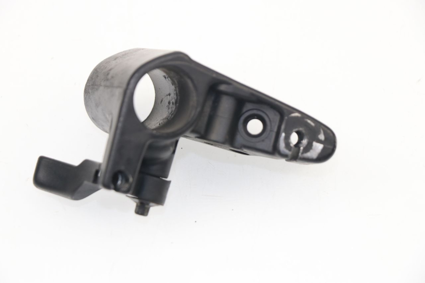 photo de LEFT BRAKE LEVER MOUNT PIAGGIO CIAO P MIX 50 (1996 - 2000)