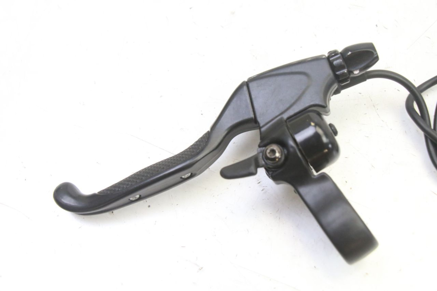 photo de LEFT BRAKE LEVER PUNK ELECTRIC RIDER 1