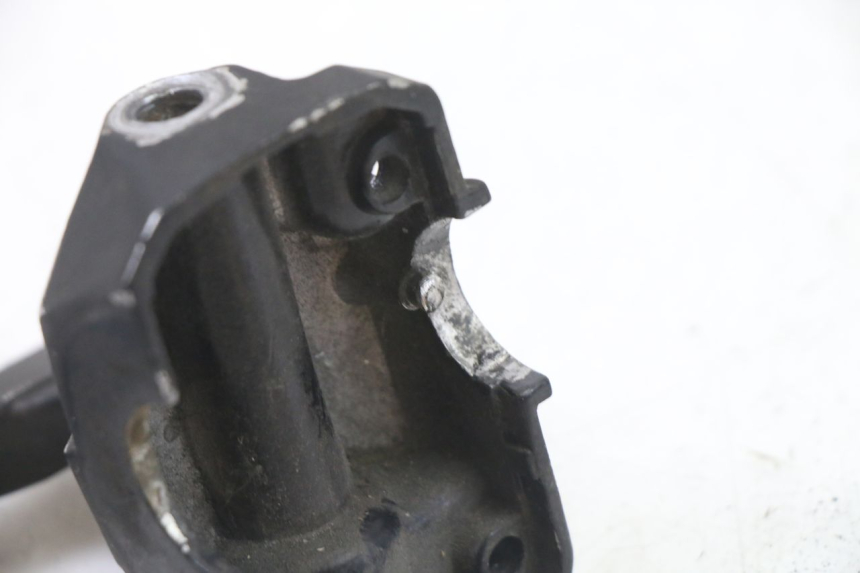 photo de LEFT BRAKE LEVER MOUNT PEUGEOT VIVACITY NEW 4T 50 (2008 - 2017)