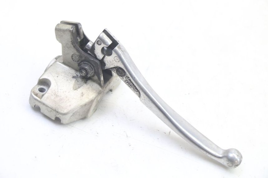 photo de LEFT BRAKE LEVER MOUNT YAMAHA WHY 50 (1998 - 2000)