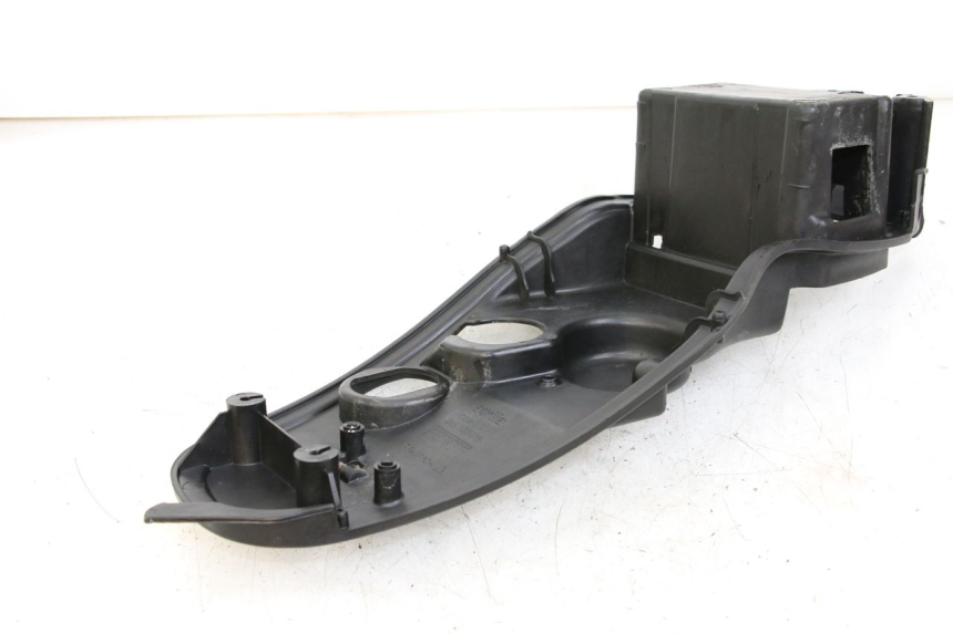 photo de SEAT STORAGE BOX APRILIA SCARABEO 100 (2003 - 2012)