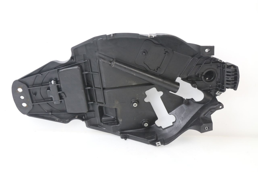 photo de UNDERSEAT STORAGE APRILIA SCARABEO GT 125 (1999 - 2007)
