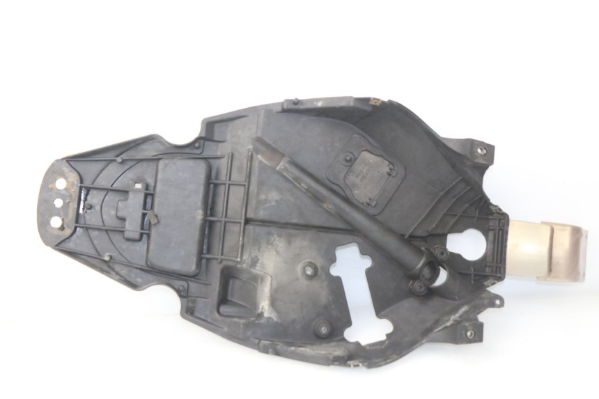 photo de UNDERSEAT STORAGE APRILIA SCARABEO GT 125 (1999 - 2007)