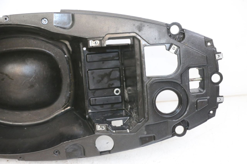 photo de UNDERSEAT STORAGE APRILIA SR MOTARD 50 (2012 - 2018)