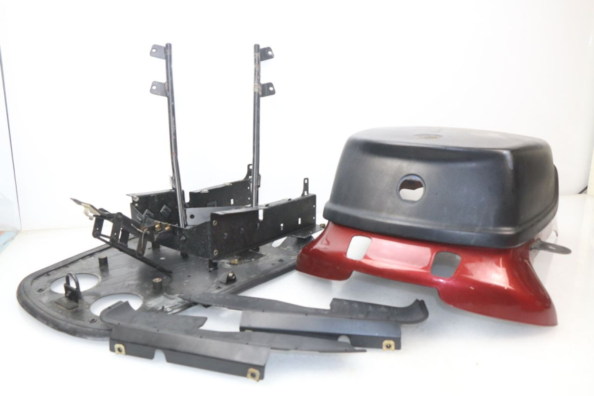 photo de UNDERSEAT STORAGE BMW R RT ABS 1100 (1996 - 2001)