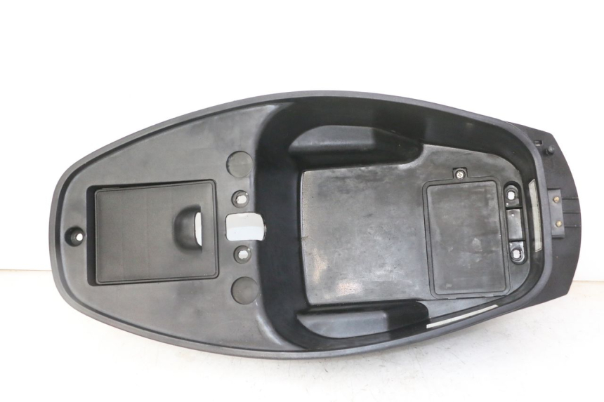 photo de UNDERSEAT STORAGE DAELIM BESBI 125 (2007 - 2008)