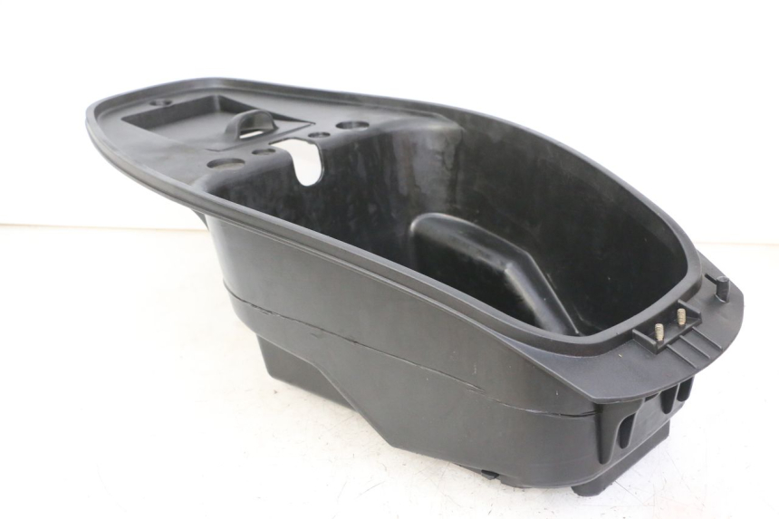 photo de UNDERSEAT STORAGE DAELIM BESBI 125 (2007 - 2008)
