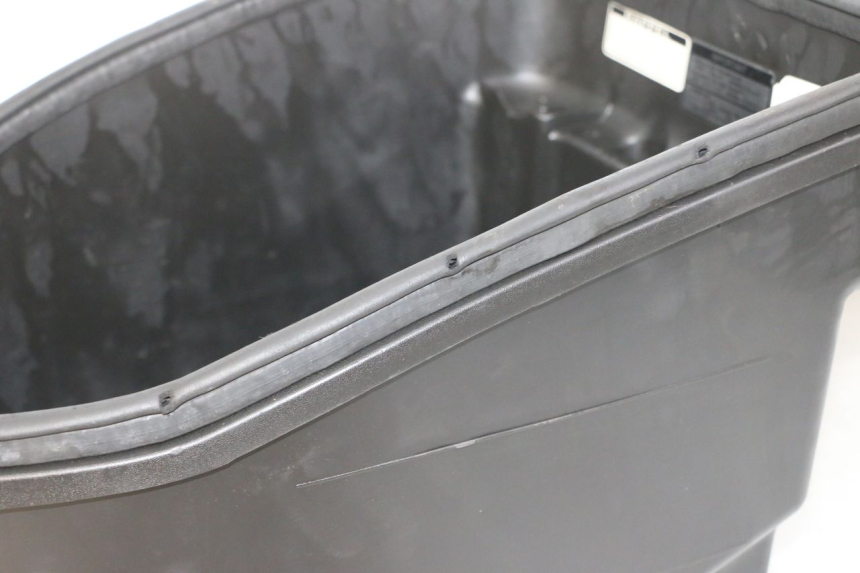 photo de UNDERSEAT STORAGE SYM FIDDLE 125 (2008 - 2010)