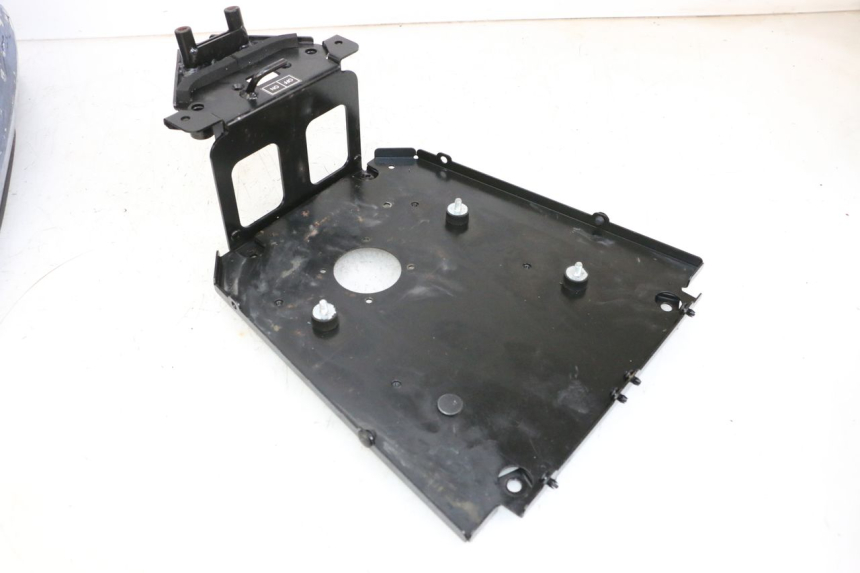 photo de SEAT STORAGE BOX YAMAHA FJR ABS 1300 (2006 - 2012) - High-resolution close-up