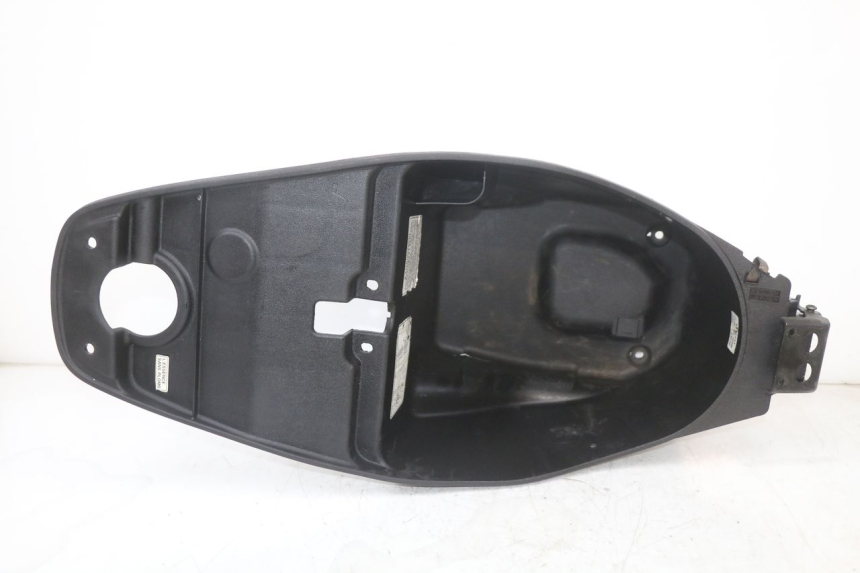 photo de UNDERSEAT STORAGE HONDA NES AROBASE 125 (2000 - 2003)