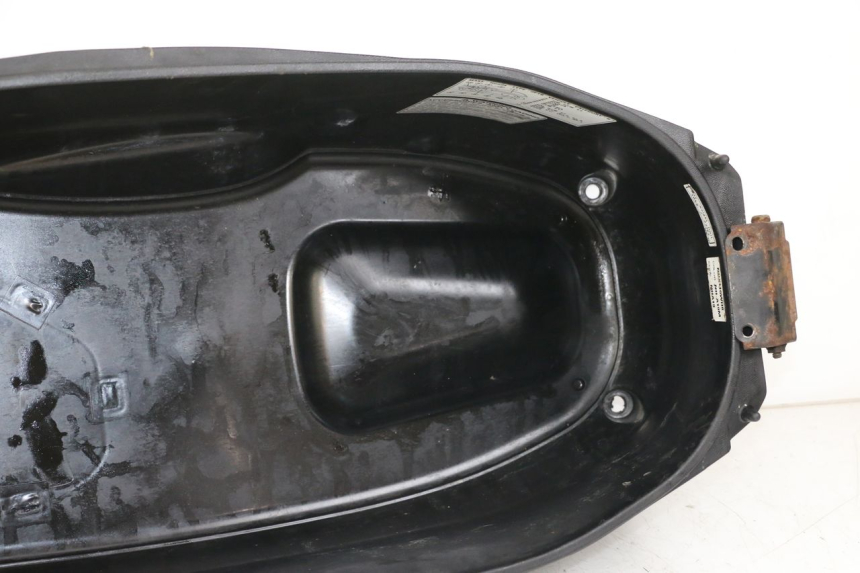 photo de UNDERSEAT STORAGE HONDA NHX LEAD 110 (2008 - 2010)