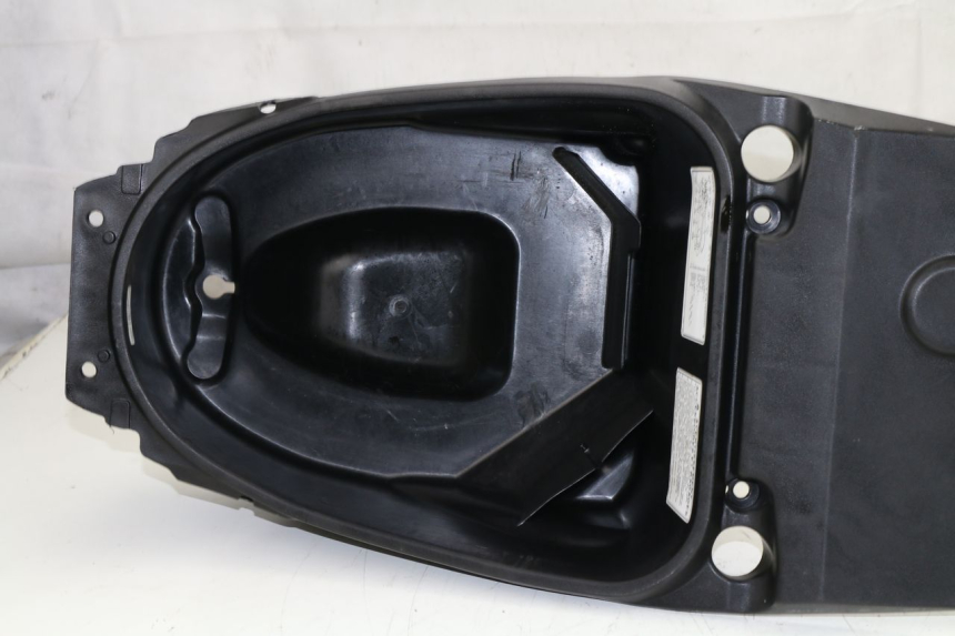 photo de UNDERSEAT STORAGE HONDA SCV LEAD 100 (2003 - 2007)