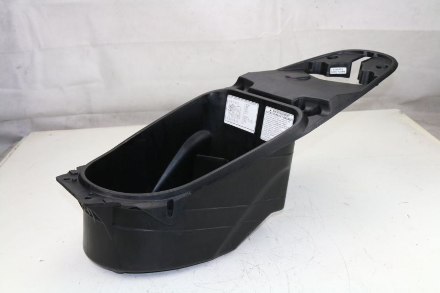 photo de UNDERSEAT STORAGE HONDA SCV LEAD 100 (2003 - 2007)