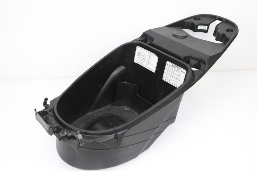 photo de UNDERSEAT STORAGE HONDA SCV LEAD 100 (2003 - 2007)