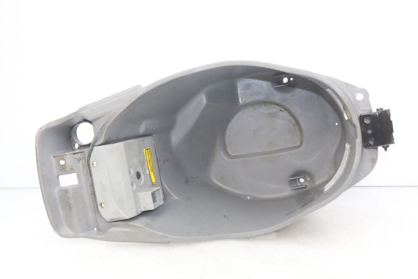 photo de SEAT STORAGE BOX SYM JET EURO X 2T 50 (2003 - 2007)