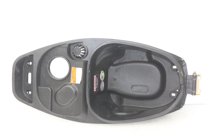 photo de SEAT STORAGE BOX JM MOTORS EVOLIS 4T 50 (2018 - 2022)