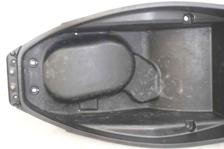 photo de SEAT STORAGE BOX KYMCO AGILITY 16+ 4T 50 (2018 - 2023)