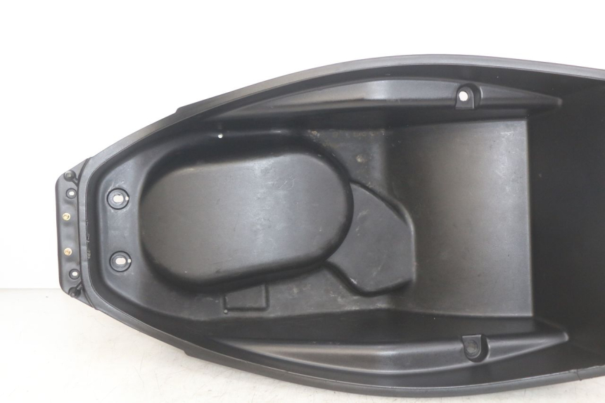 photo de SEAT STORAGE BOX KYMCO AGILITY 16+ 4T 50 (2018 - 2023)