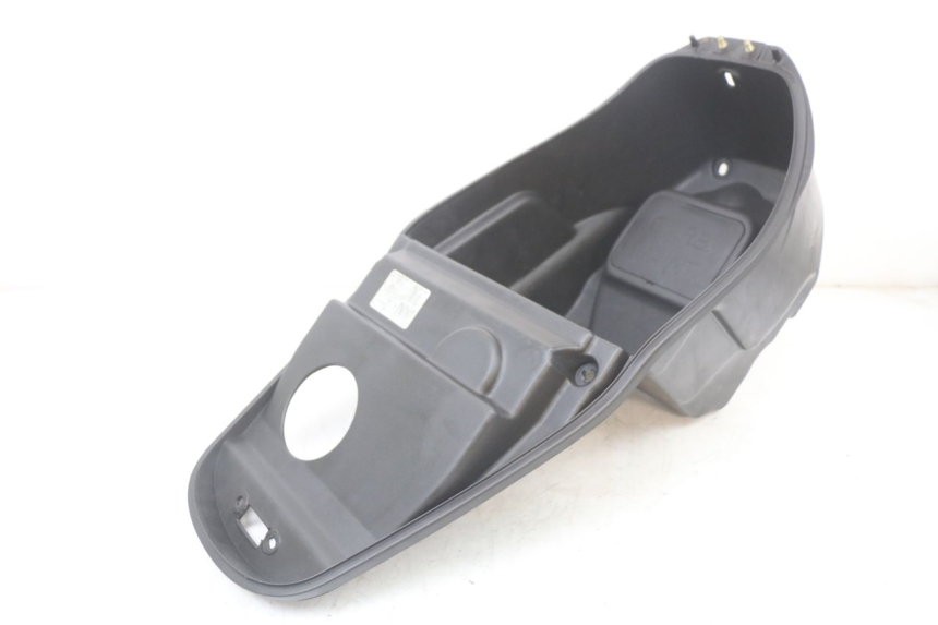 photo de UNDERSEAT STORAGE KYMCO SUPER 8 125 (2008 - 2015)