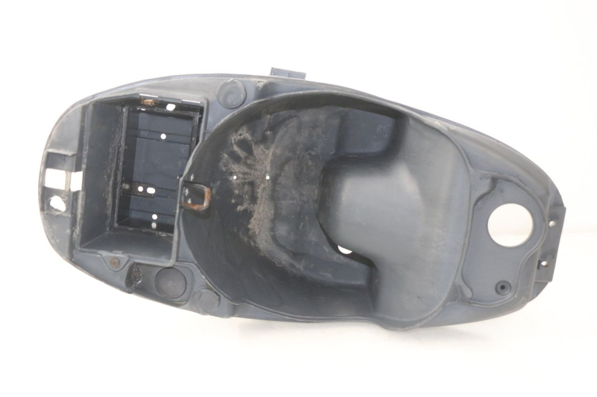 photo de SEAT STORAGE BOX PIAGGIO LIBERTY 4T 50 (2004 - 2008)